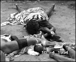 Génocide rwandais - un bébé parmi les victimes
